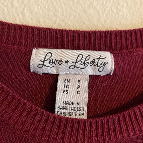 Maroon sweater crop top - Picture 2 of 3